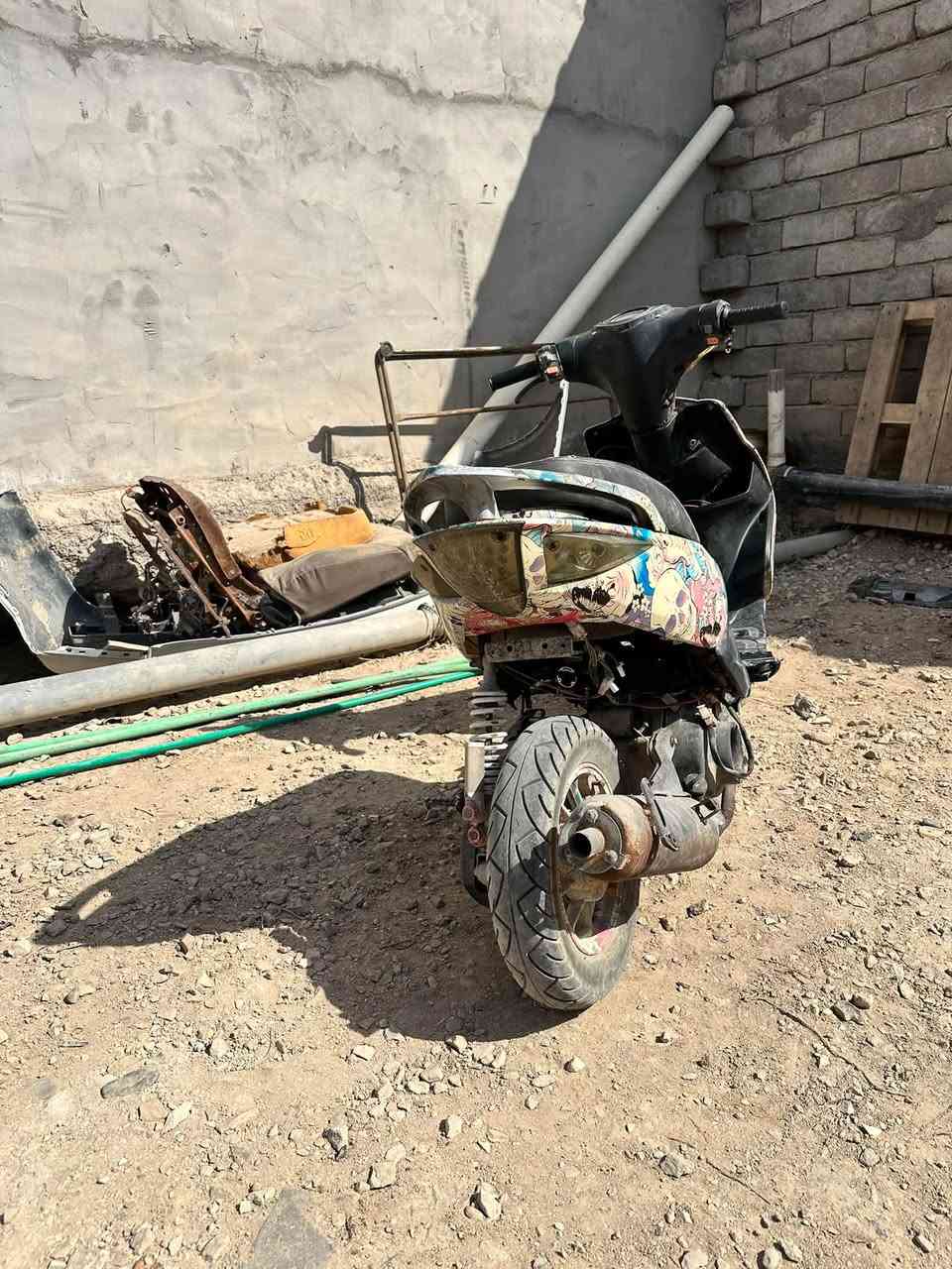 دراجه ماكس مضلع مسويلة ادامة كامله تايرات جديدة وكهربائيات كاملة تشتغل هندر سلف ناقص دشليه وتشتغل سلف مكاني كرنة ناقصه بس ترتيبات خارجية سعر 300 وبيها مجال الي تفيده يراسلني ع هذا الرقم ***********
