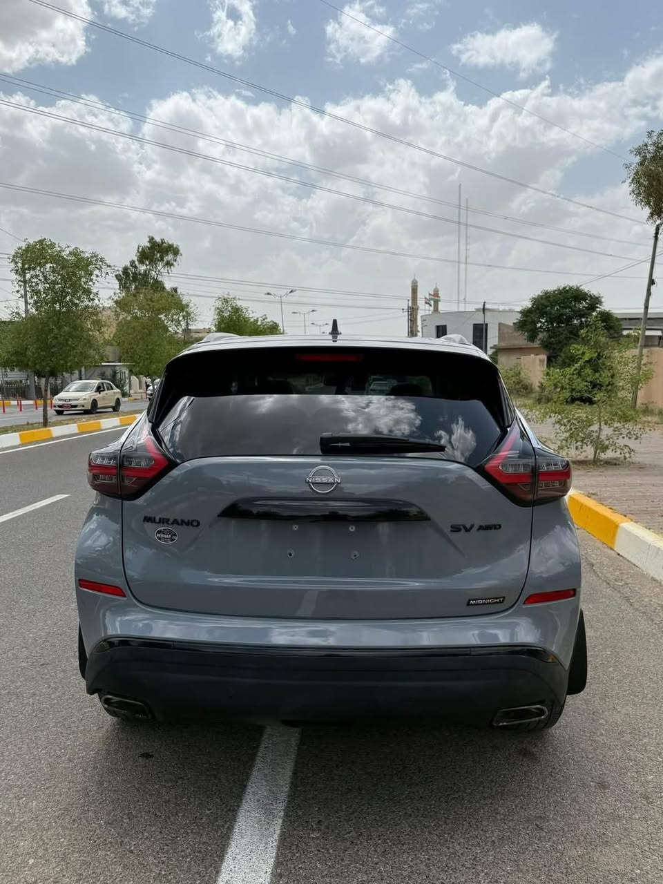 يارة : -NISSAN MURANO SV AWD MIDNIGHT 
مودیل: ٢٠٢٣
ماشية:- 40 الف
محرك:- ٦ سلند  ٣.٥ 
مواصفات :-SV midnight 4x4
حادث : بس واحد جاملغ شویە pdr  بدون دواخل
ايرباك ١٠٠/١٠٠ سليمة
ملاحظة :  رقم شاصي صور حادث منشور  
سعر :- ١٥٢٠٠$

5N1AZ2BS7PC119074
مكان سيارة : اربيل 
تفاصيل اكثر الاتصال علی ارقام التاليه 

كورك : ***********
اسيا : ***********
