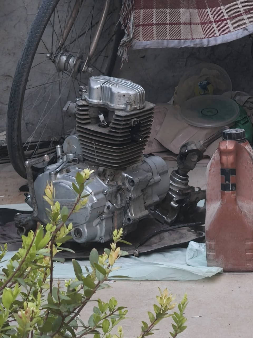 گير ومكينه للبيع مكان سوق الشيوخ
***********
