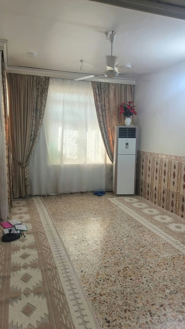 منطقة ١٧ تموز • ٩٠م • غرفتين