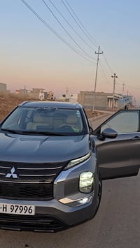 اوتلاندر ٢٠٢٢ فول فول مواصفات ماشي ٨٠ الف كيلو متر بي ٣ قطع بدون دواخل...