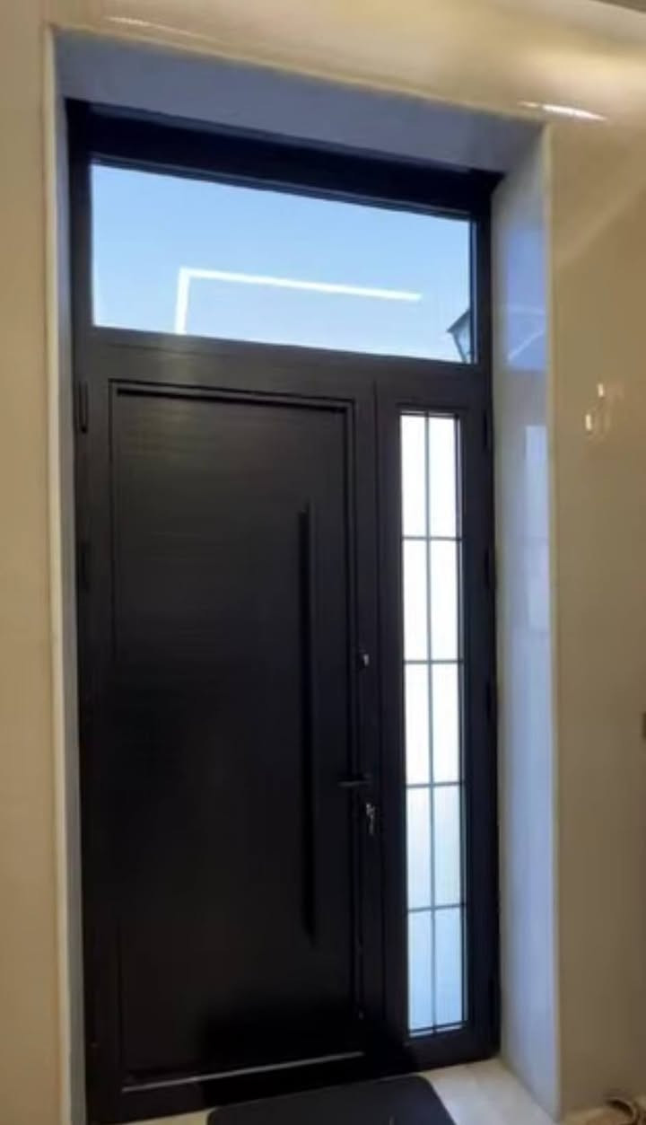 🏘️ بيتك يستحق الأفضل والأجمل مع الجوهرة
حول بيتك ألى تحفه معمارية تجمع بين الأناقه المطلقه والعنايه  والمتانه مع تصاميمنا للألمنيوم وال BVC🚪🪟
لماذا تختارنا؟ ⚒️ وفرنا لكم أحدث التصاميم مع عزل تام للأتربه والصوت والمضهر العصري مودرن الفخم كربلاء المقدسه فقط؟
للتواصل مراسلت الصفحه أو الاتصال على الأرقام التاليه
أتصال *********** ***********
وتساب ***********  ***********
