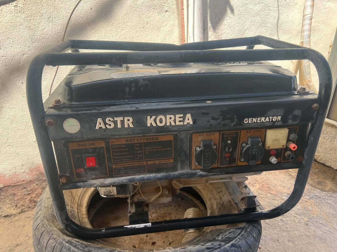 السلام عليكم

مولد شغال ماناقصه اي شي ASTR KOREA

الجهد: 220V / 50Hz

 9 امبير

السعر ١٧٠ وبي مجال بسيط 

المكان البغدادي المشهد

 ***********
