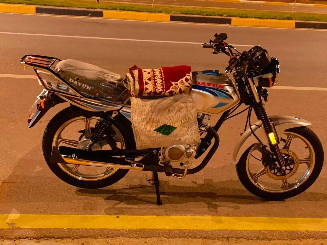 سلام عليكم دايون لبيع مديل 23 طالعه بل 26 جديد كفاله عامه ***********
