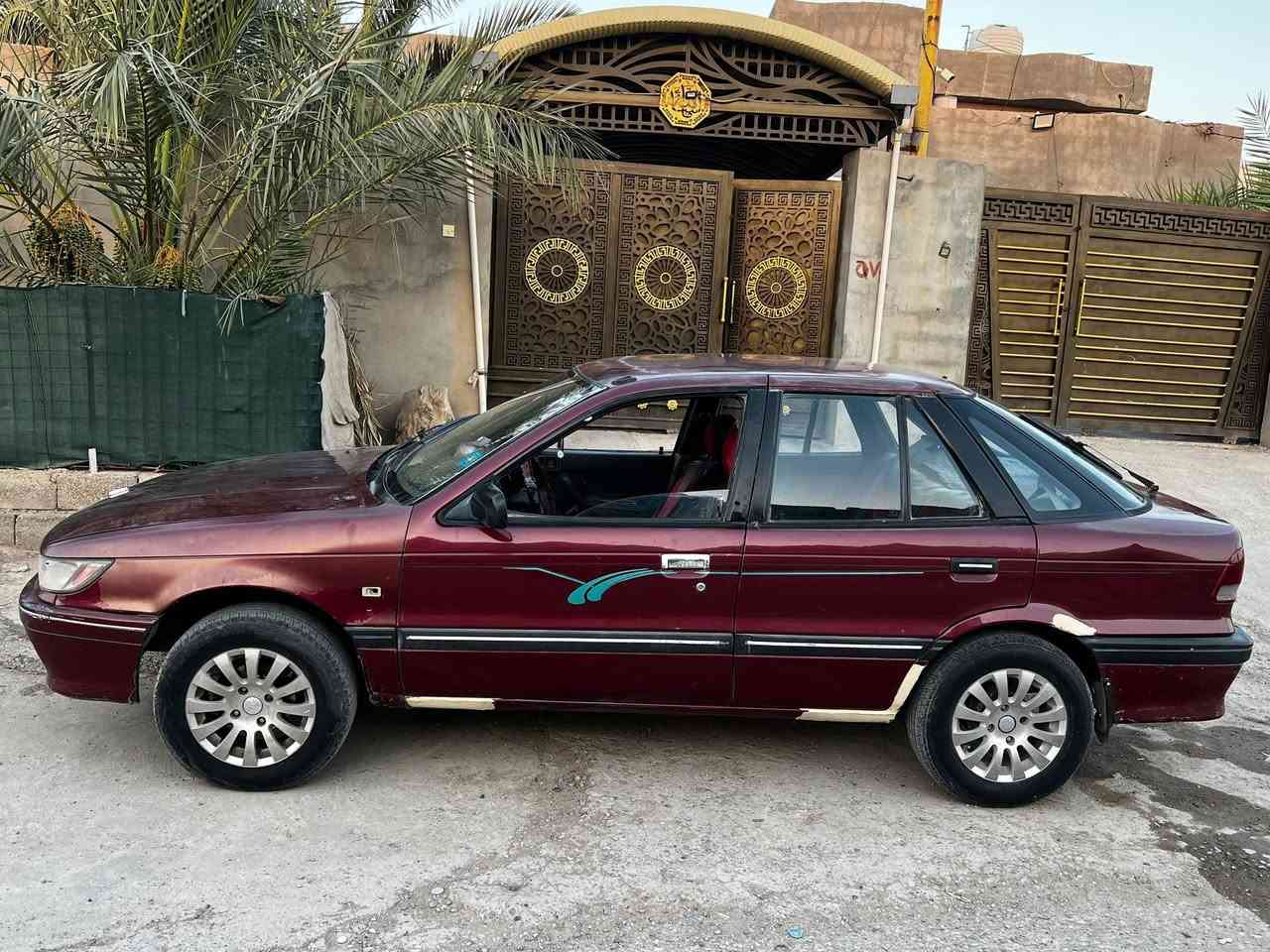 السلام عليكم
سياره لانسر موديل 1993 كير محرك شرطة مكفول 
سياره بلادي صبغ فقط هلالات  السياره بأسمي سنويه لحد 2028 تحويل ثاني يوم مكان السياره ديالى جلولاء 
رقم الهاتف/***********
