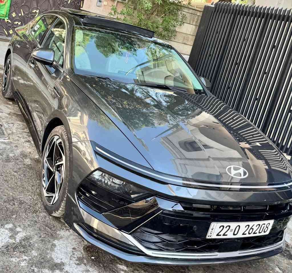 HYUNDAI SONATA 2024
حادثها السياره جاملغ سرقه وباب صبغ 
 رقم اربيل تريد وكاله تحويل     
تسجيل جديد 
مكينه2500  GDi
لون رصاصي 
المواصفات 
فتحه سقف بانوراما 
بصمة دخول ذكي  
تحكم ستيرن 
رادار امامي مع تحديد مسار 
رادار خلفي 
رادار جانبي 
اوتو ستوب خلفي 
اوتو ستوب امامي 
شفتات ستيرن 
كشنات كهرباء وفول ايرباك 
كشنات تدفئه 
كير تعليك 
شحن لاسلكي 
حساس فتح جنطة الخلفية 
تشغيل عن بعد 
نظام خروج عن المسار 
نظام قيادة ذاتيه 

اوتو هولد 
هندبريك بصمة 
انظمة قياده  
كاربلي يدعم كافة الانظمة الهاتف 

كامرة خلفية دوارة
ويلكب حجم ١٨انج

نقط عمياء 
مراية داخليه تعتيم تلقائي 
شاشة تبريد تحكم كله لمس 
للاستفسار
واتساب او الاتصال *********** 
السعر 198$$$$قفل
مكان السياره بغداد زيونه بغداد, العراق
