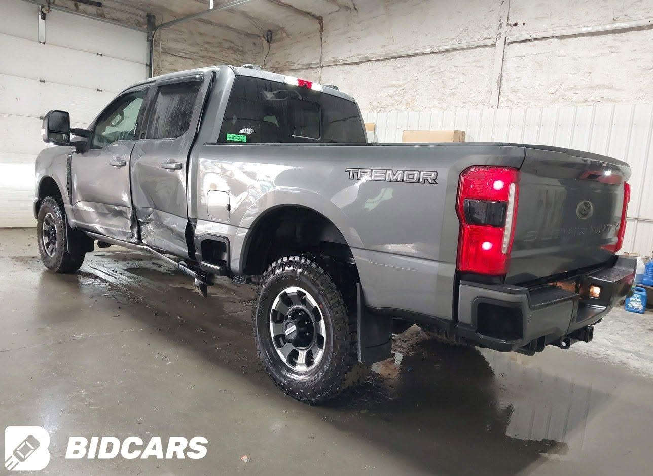 Ford F350 lariat tremor
فول فول مواصفات بلاك ادشن
موديل 2024
موجود في اربيل حادث جدا بسيط
سعر 270 ورقة بدون تصليح
***********
