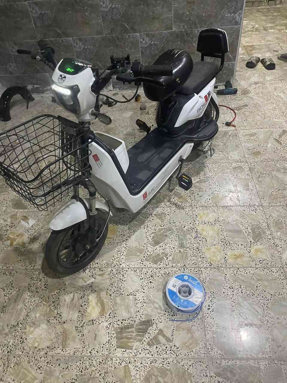 دراجة شحن • بطاريات جديدة • حجم 14