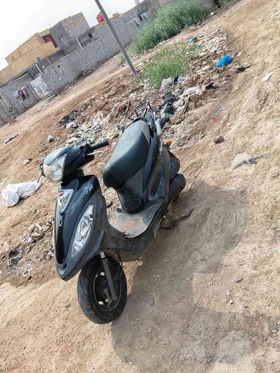 كيمكو • موديل ١٣ • مفتوحه