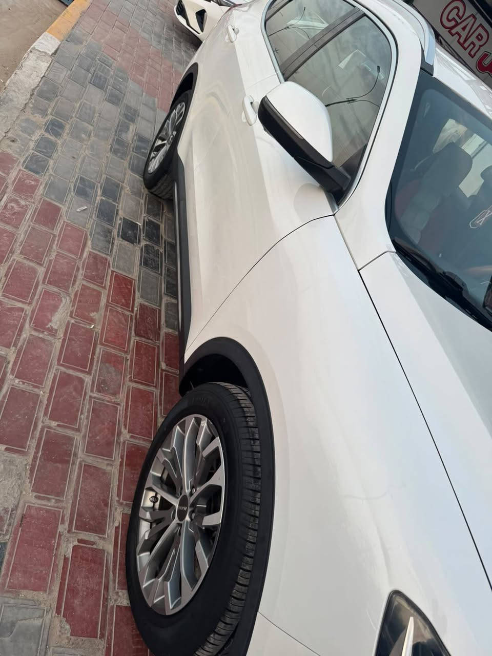هافال مديل 2020 ويل 20
كامرات محيطيه
حساسات محيطيه 
كشنات جلد كهرباىيه +تدفأ
تحكمات فول 
بانوراما 
قطعتين تبريد 
بصمه 
محرك 2000تيربوا 
اريل طياره موجوده بكربلاء اتصال *********** السعر 135 وبيها مجال
