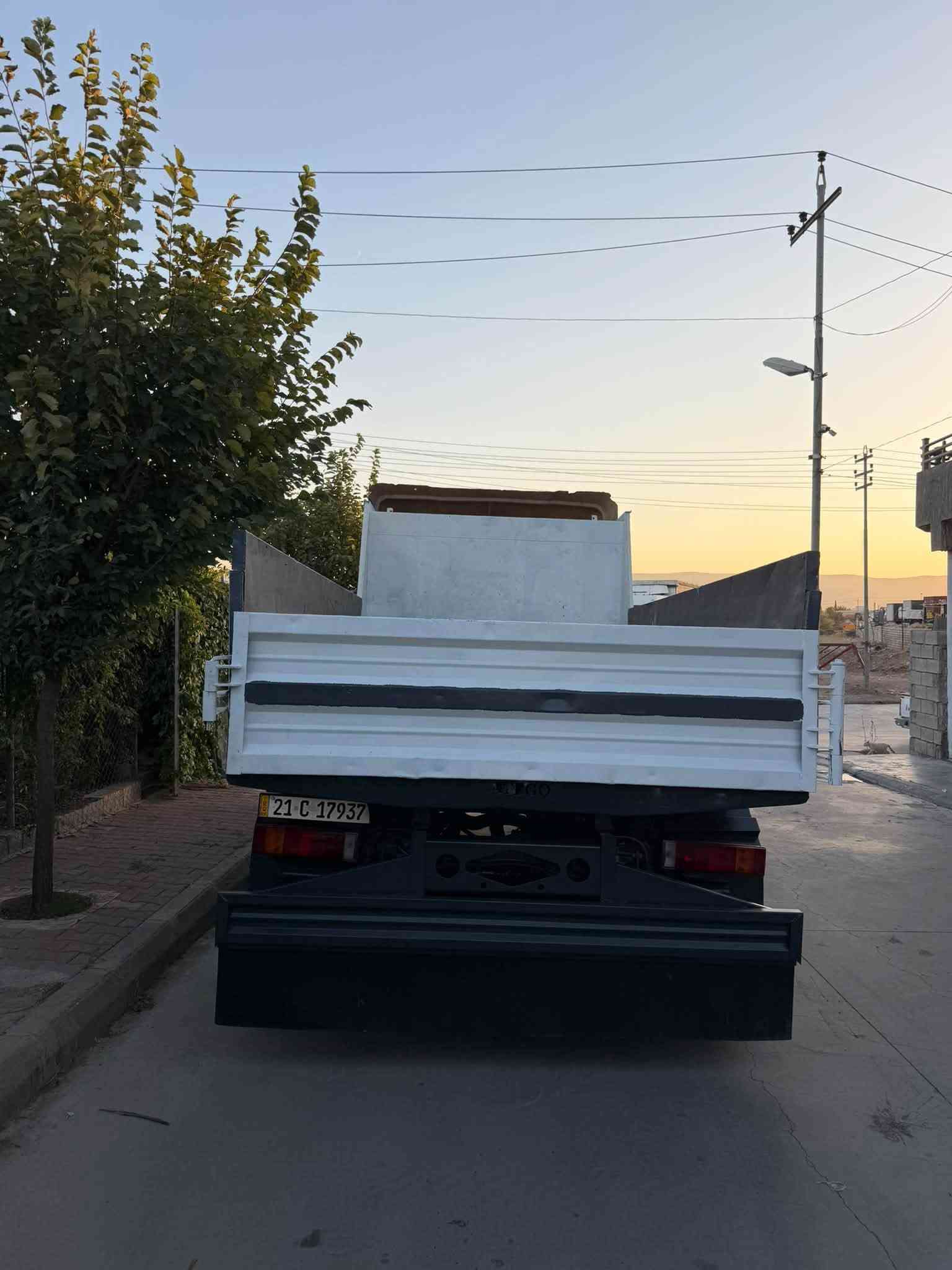 اتیکۆ 2007 مواسەفاتی هاڤ جام کارەبای 4بستۆنە 1222  توخم تایە جدید بۆدی سلێمانی یەک دینار نووقسانی نیەسەنەوی تا 2031 تازەیە ***********ژ.م ***********
