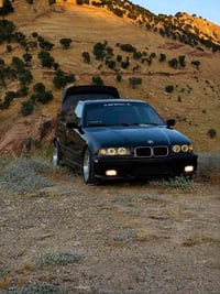 ماشاءاللة لەماڵی هەموو لایەک Bmw E36 مۆدێل١٩٩٢ ئاڕم پلاستیک بەشەرتی حا...