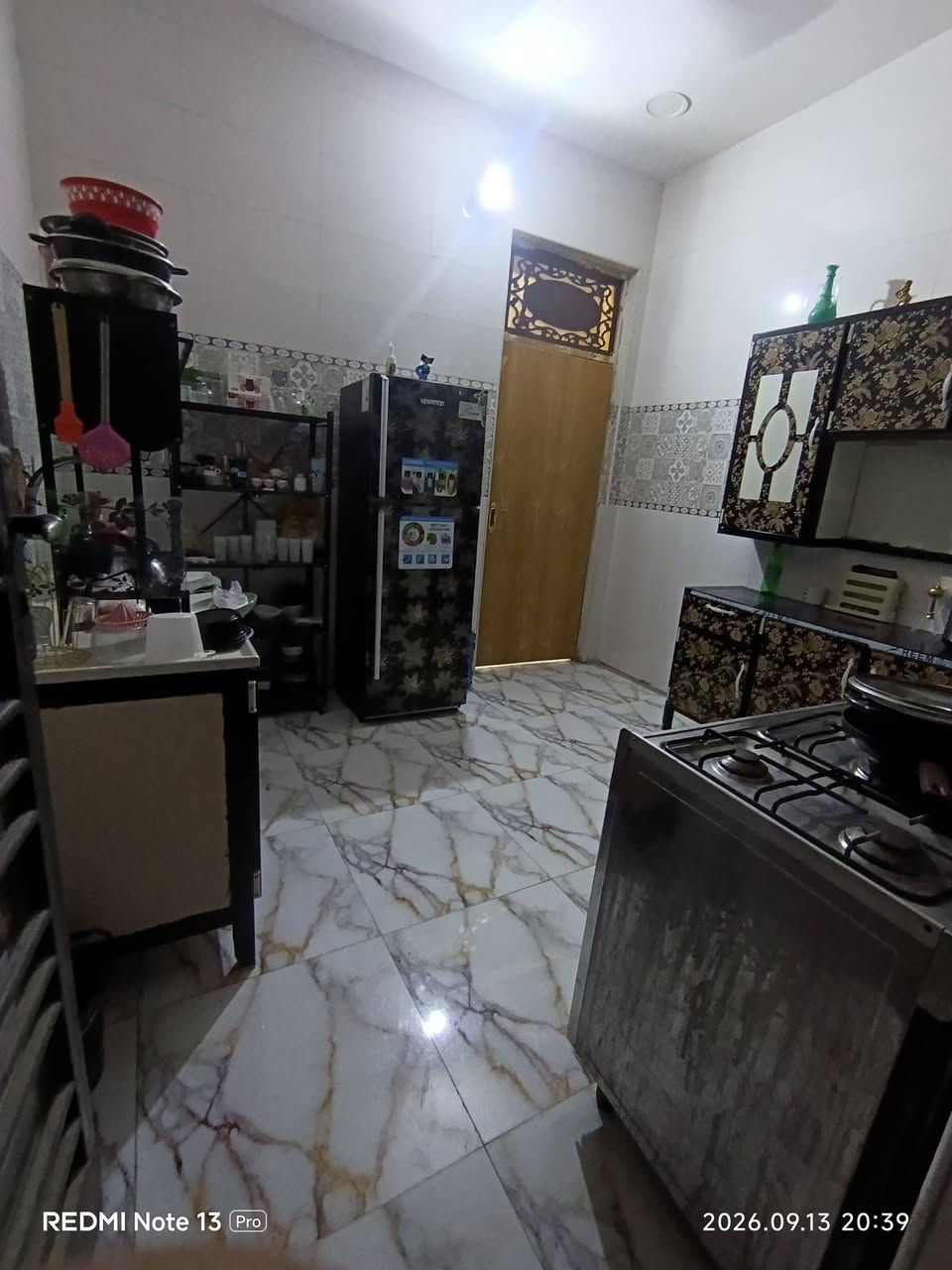 السلام عليكم ورحمه الله وبركاته
بيت للبيع مساحه 120م طابو 25 زراعي تحويل مباشر موقع حي الصحه مقابل حسينه علي الهادي  ومدرسه الجزره مسافه 100 م عن الحسينيه بناء 2023 متكون من غرفه نوم وصاله ومطبخ وصاله خطار واجهه 7م السعر 115 تواصل ***********

نص مكتوب في الصور:
- REDMI NOTE 13 Pro 2026.09.10 18:08
- REDMI Note 13 Pro 2026.09.13 20:40
- REDMI NOTE 13 Pro 2026.09.13 20:39