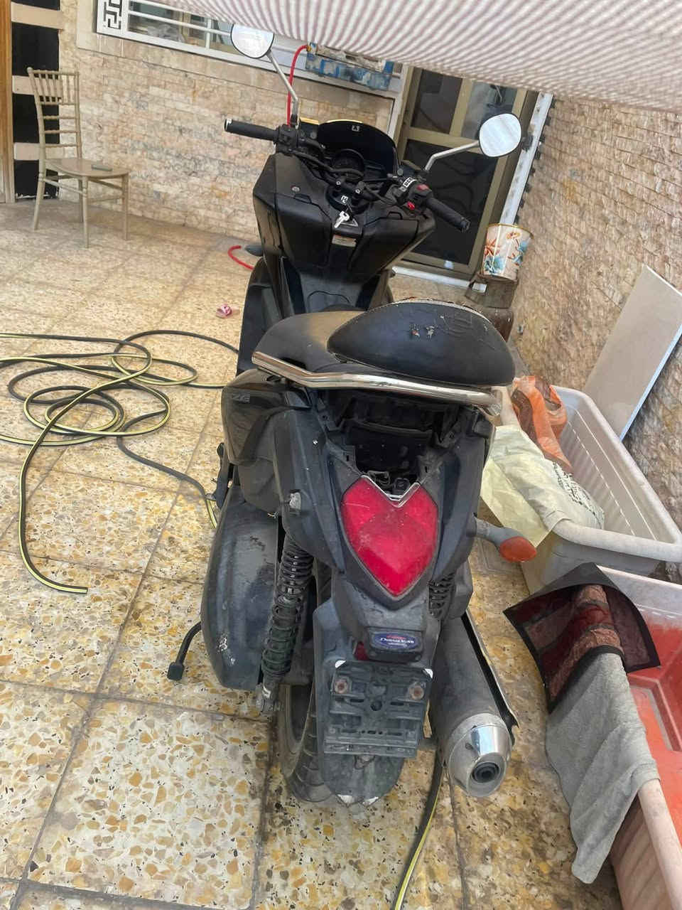 السلام عليكم دراجة فاز شغالة محرك مكفول يرادلها ترتيب كفرات ودبل الامامي اخوان بيع هلمرجود سعرها مليون بيها مجال قليل مكان حي جهاد ***********
