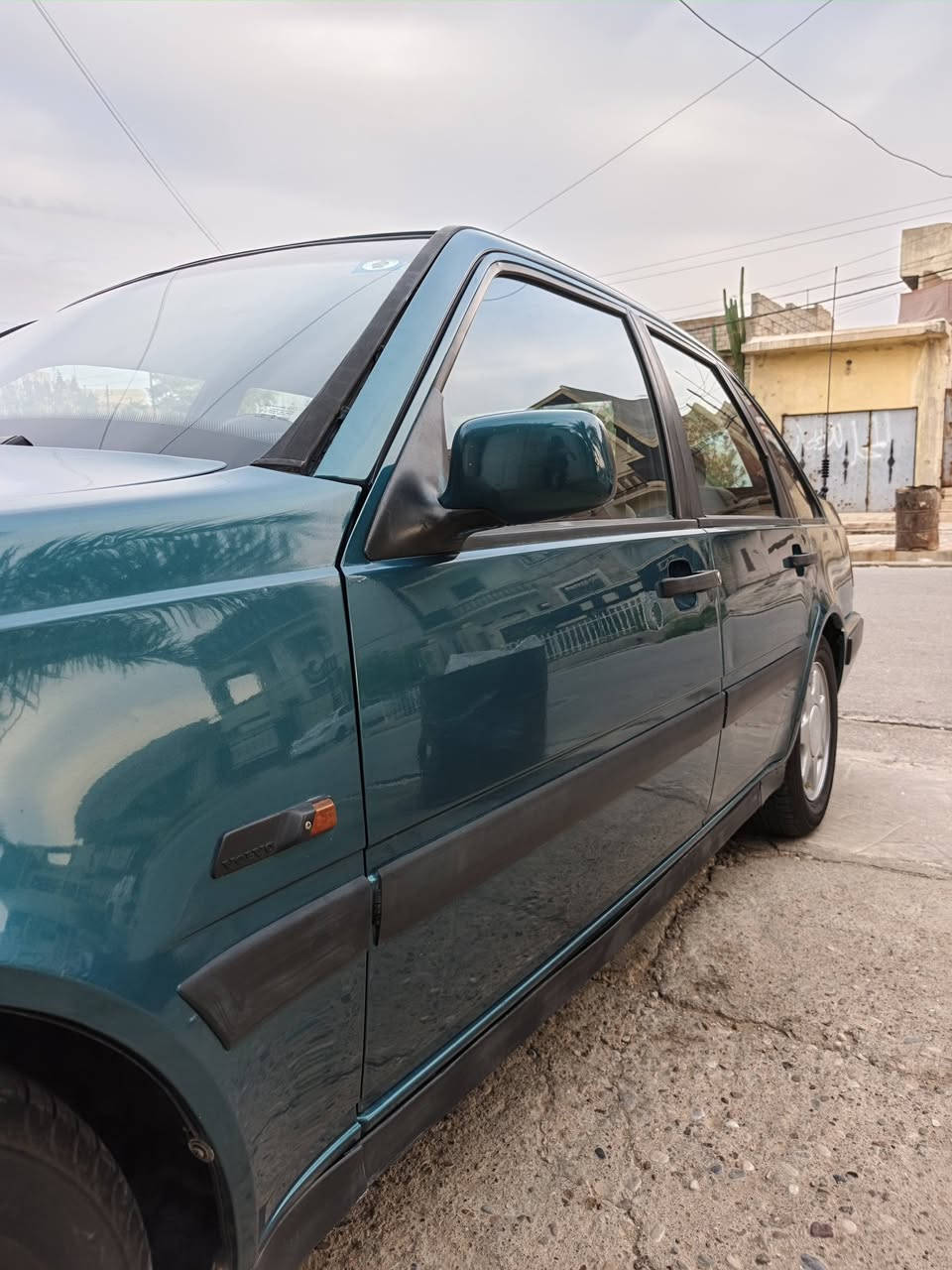 🚗 للبيع: فولفو 440 موديل 1993
🔹 الموديل: 1993
🔧 المحرك: 2.0 نوزل أصلي
⚙️ الكير: عادي (جديد)
❄️ التبريد: أصلي فولفو
🪟 الجامات: كهرباء أمامية
🛑 البريكات: ABS
✅ حالة المحرك: شرط، لا صرف ولا نفخ، وصوته ناعم.
🆕 القطع الجديدة:
🔩 تخم أمامي وخلفي جديد.
🦾 درايف شفتات جديدة.
⚙️ فلنجات جديدة.
💿 دسكات جديدة.
🛞 تخم تايرات جديد قياس 15.
🎨 الصبغ: صبغ جمالية، والصور قبل الصبغ موجودة.
📌 ملاحظة: الدواير الخلفية بيها شوية معجون، وباقي السيارة شرط.
🖊️ الفحص: على القلم، واللي يحب يتأكد يتفضل ويشوف السيارة بنفسه، وكل شيء موضح بالصور.
💰 السعر: 30 وبيه مجال للناس الطيبة بعد المعاينة.
📞 للتواصل: ***********
