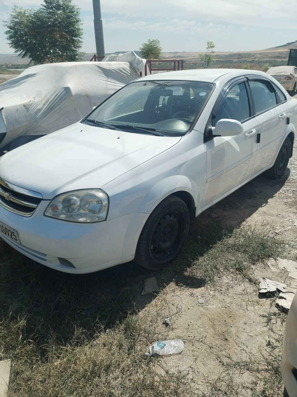 اوبترا ٢٠١٤ للبيع
كير عادي
بيها جاملغ الأمامي تبديل 
محرك شرط
شرط تحويل
تبريد ثلج
تواير جديد
طخم جديد
السياره جاهز
السعر٨٦
***********
