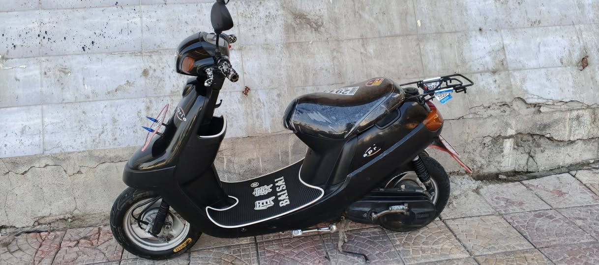 للبيع مرقم سعره مليون ميتين بي مجال شي قليل ***********/***********
