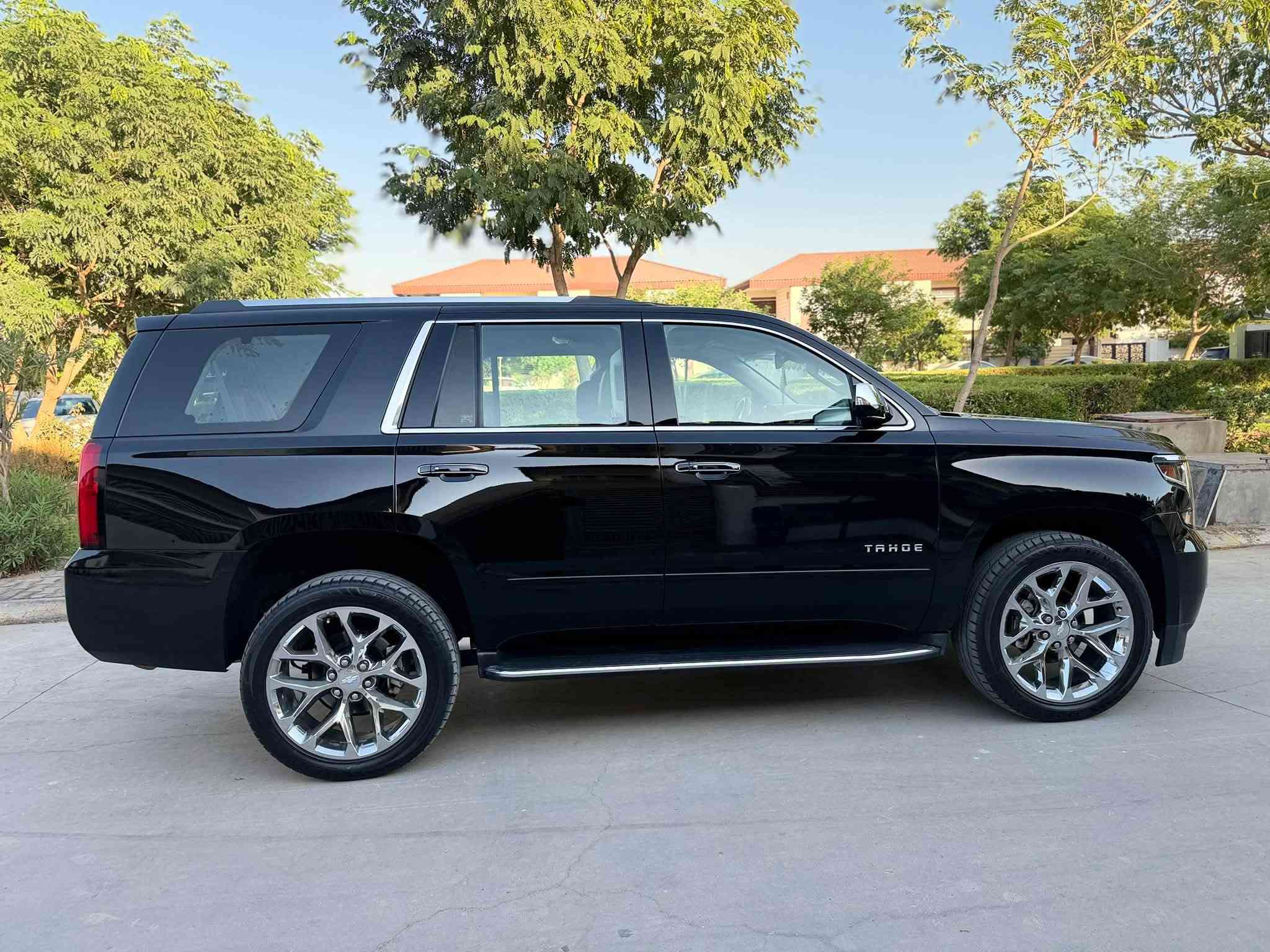 البيع تاهو موديل 2020 خليجي شركة منصور 
سعر 375$
ماشيه 82 حقيقي 
مواصفات برايمر فول فول 
سياره استلام شركه صفر عراق اهنا انطخت باب الخلفي طرف السائق صار بيها صبغ 
كير ومحرك شرط مكفوله 
سنويه ورقم جديد شرط تحويل او وكالة والسيارة بسمي 
مكاني كركوك 
***********
