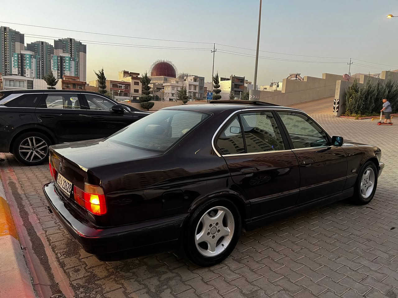 بي ام دبليو ٥٢٥ • ١٩٩٢ • توماتيك