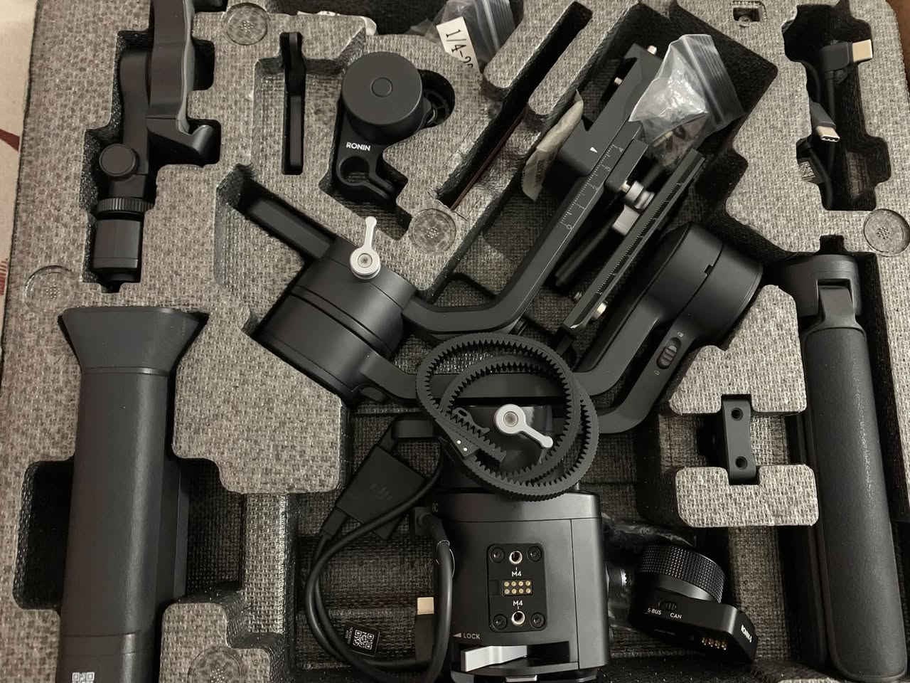 رونين Dji SC نظافة 100% بعده حاله حال جديد ، بس فاحصته وضميته بعده بجنطته
‭***********‬ بصرة
