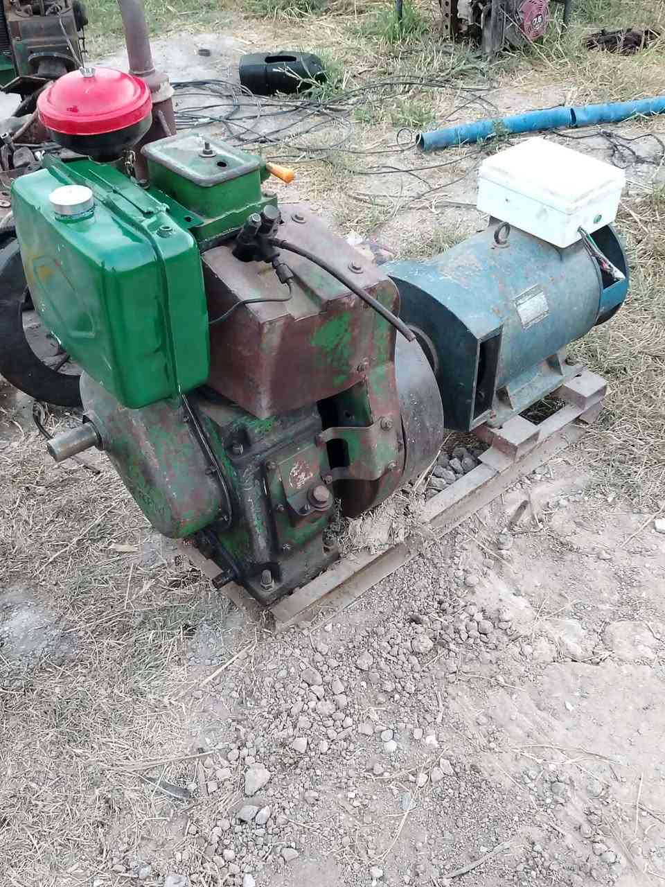 السلام عليكم مولد هندي ٧ونص كي نضيف مال جناي محرك نضيف داينمو نحاس ***********

