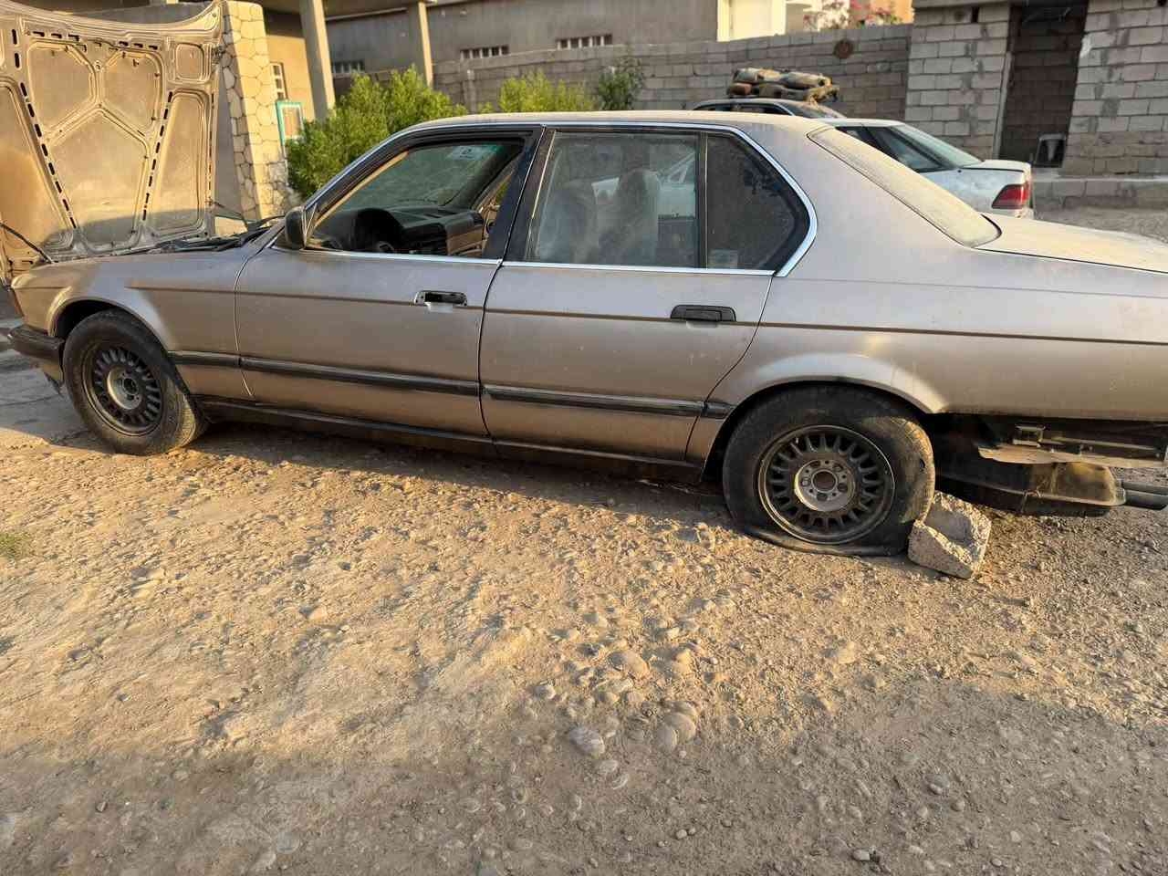 السلام عليكم. تفصيخ 700 و500 شتحتاج نشالله موجود
اكسل 735 رقمه 3.23
 ابواب 700  .30 الف
ابواب 500 .30 لف
درايم شفت700 .55 الف
داينمو 735 سعره45 الف
دشبول700سعره 50 
دشبول 500سعره 50
بطاين 700  لونين اسود  ولون بيجي. سعر التخم150 الف
كشانه700 تخم100 الف 
لايتات 45
سمجه 700 سعره10تالاف
سمجه 500سعر10 تالاف
وياله موجود 
شمس كامل معه كبات اصلي /سعره150 الف
صقر اصلي معه كباته سعره150
ميماتي حجم18 كامل سعره160  الف
كور 735سعره250 الف شرط كبل تشد
كور730 سعره 250 كبل اشد شرط
حساس كرنك700
بونيد 700 سعره40 الف 
صندوق 700 سعره30
 تحويره كامله كير عادي. 735///ب450 الف
ضفاير كامله معه العقل 735 سعره125
 الف
سطاب اكسل 700/500  
فلنجات 
.وبعد جثير شتحتاج بالخدمه 
توصيل موجود
***********
