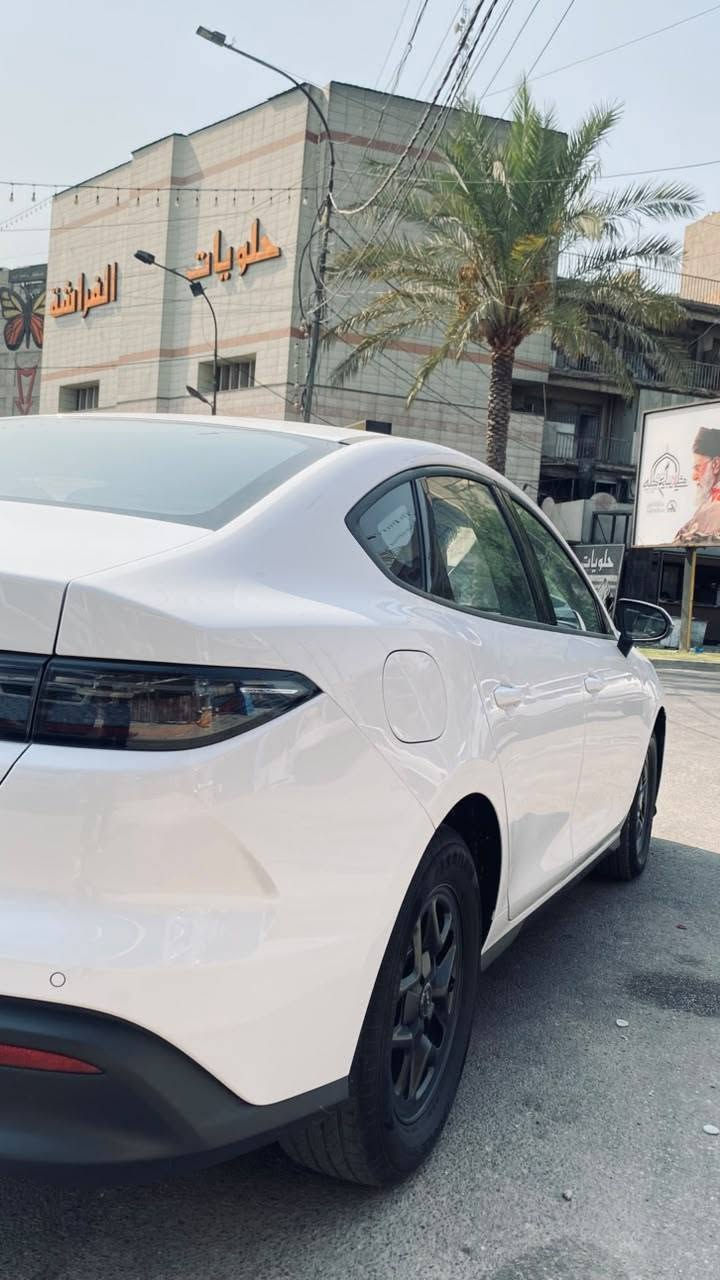 السلام عليكم بي واي دي سيل 5 موديل 2025 ماشيه  21000 الف السعر 21مليون بيهه منضومة غاز السياره بغداد رقم صاحب السياره *********** غير متواجد عل فيس
