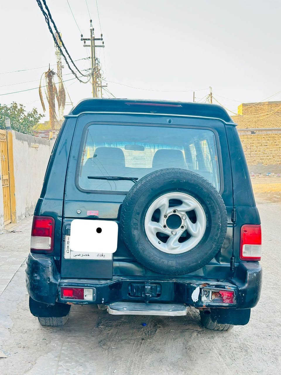سلام عليكم
كالوبر موديل 98 

رقم بغداد سنويه لل29 تنتهي السياره نضيفه وخير من الله 

كير ومكينه خير من الله 

وشوفت عينك السياره مرتبه 

السعر 45 ورقه وبيها مجال حك الجيه
الرقم 
***********
***********
