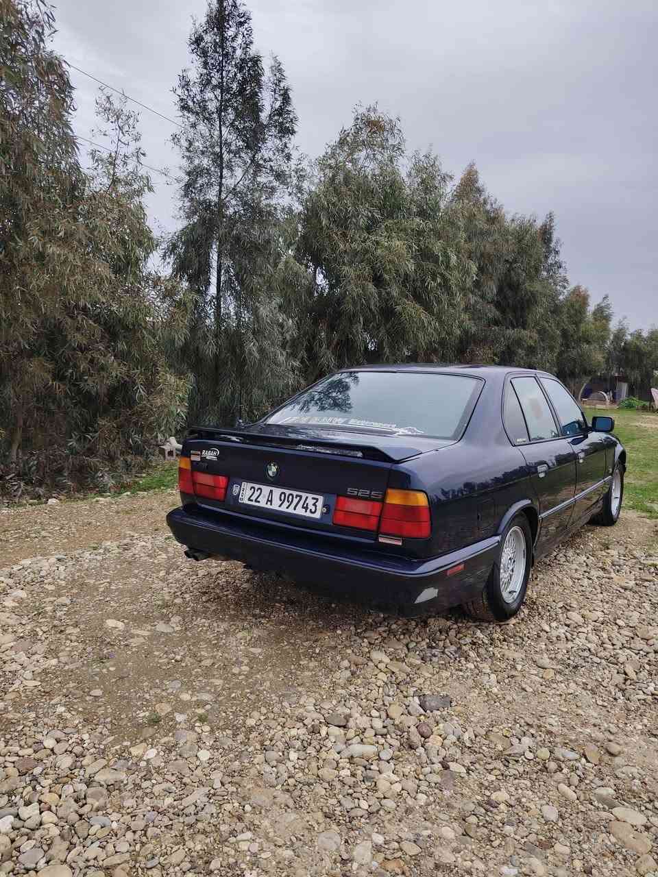 السلام عليكم للبيع BMW 525 موديل 93 رقم اربيل بسمي سنويه لحد 30 تصقط سياره جاهزه من كيرتماتيك ومحرك مسكر فانوس مكفوله من الحادث مصبوغه جماليه وبيها جراد بالسقف ضفيره ابلادي بدون جطلات صدر امامي خلفي جاهز باتري جديد داخل جلد ومخمل دبل ايرباك دبل كمبوتر صاج ملكي تدفيه تبريد شغال جمات امامي كهرب الوره عادي باتري جديد تايرات نص عمر تخم ويل خليه اصلي  سياره نقها لايتات وبيها كسر بالدعاميه الخلفيه غير شي مابيها سياره طالب عليها 73 وبيها مجال للطيبين كلش قليل مكان السياره موصل الايسر للستفسار اكثر 7511617686 كورك *********** اسيا واتساب
