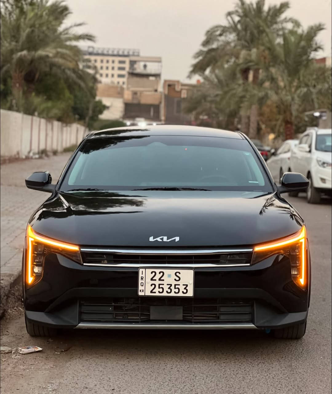 السلام عليكم للبيع
كيا  كي فور 
k4 2025 
بيها فقط بنيد مبدل ومصبوغ 
بدون ايرباك بدون دواخل  
مرقمة اربيل  
تحويل للمشتري مباشر  
المواصفات : 
بصمة  / هندبريك دكمة  / لايت LED  / مكينة 2000 دوش / شاشة كبيرة متصلة ديجتال   / اوتو هولد / LED امامي وخلفي / قيادة ذاتية / كامرة دوارة / رادار تعديل مسار / اوتو بريك / مود درايف / تحكم ستيرن / كروس سرعة /مانع انزلاق / بلوتوث / اواكس / USB /  رادار جانبي

💵💵 164     ورقه  سعرها 
مكاني بغداد الاسكان 

***********: ☎️
 واتساب متوفر او الاتصال عالرقم

