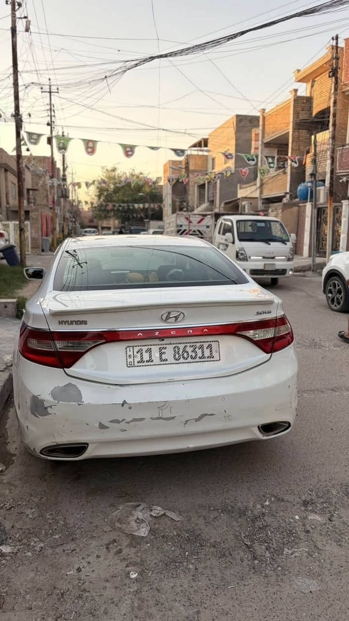 ازيرا ٢٠١٢
وارد خليجي السياره مصروف عليه تخم تاير جديد حداده تبريد نوزلات مجاول 
السياره مكانها بغداد الشعب 
سياره نقصها دعاميات وكشنات لا غير تجي وشوف بعينك السياره خير من الله 
ب٩٠وبيها مجال 
***********
بيع مستعجل

