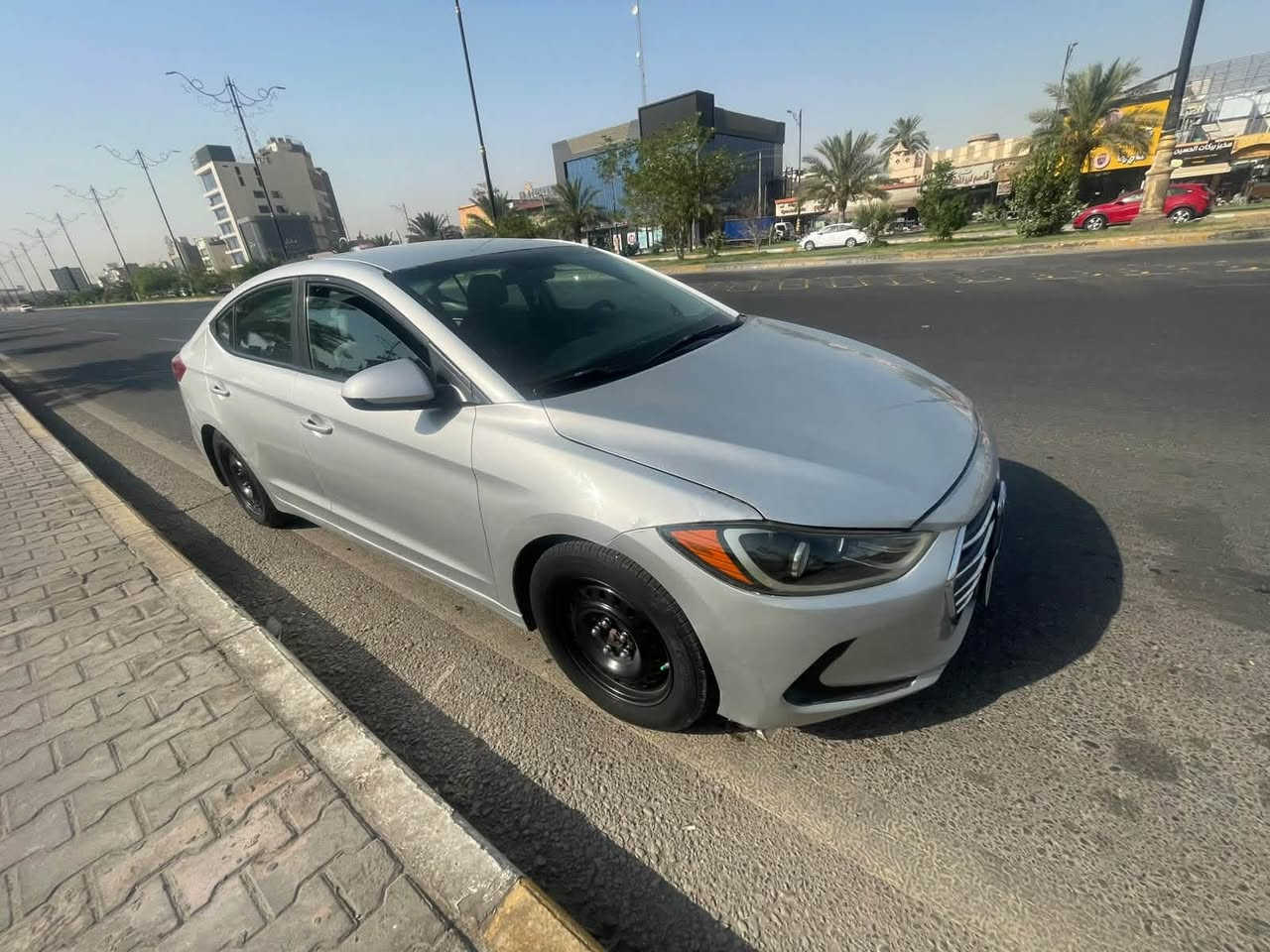 السلام عليكم
النترا 2018 وارد امريكي 
حادثها بنيد فقط 
رقم آرييل بأسم شركة 
مكينة 2000 دوش 
شاشة 
كامرا 
كير ومكينة وحدادية وتبريد جاهزة 
السعر 105  مكاني كربلاء 
رقمي للاتصال 
***********
