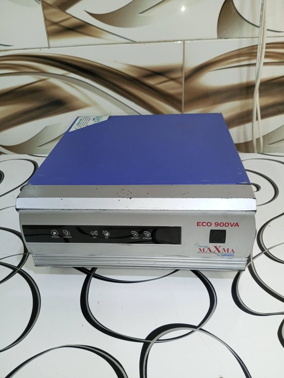 عاكس هوه والباتري كلش نظيفات وشغال 4 امبير
سعره 125
