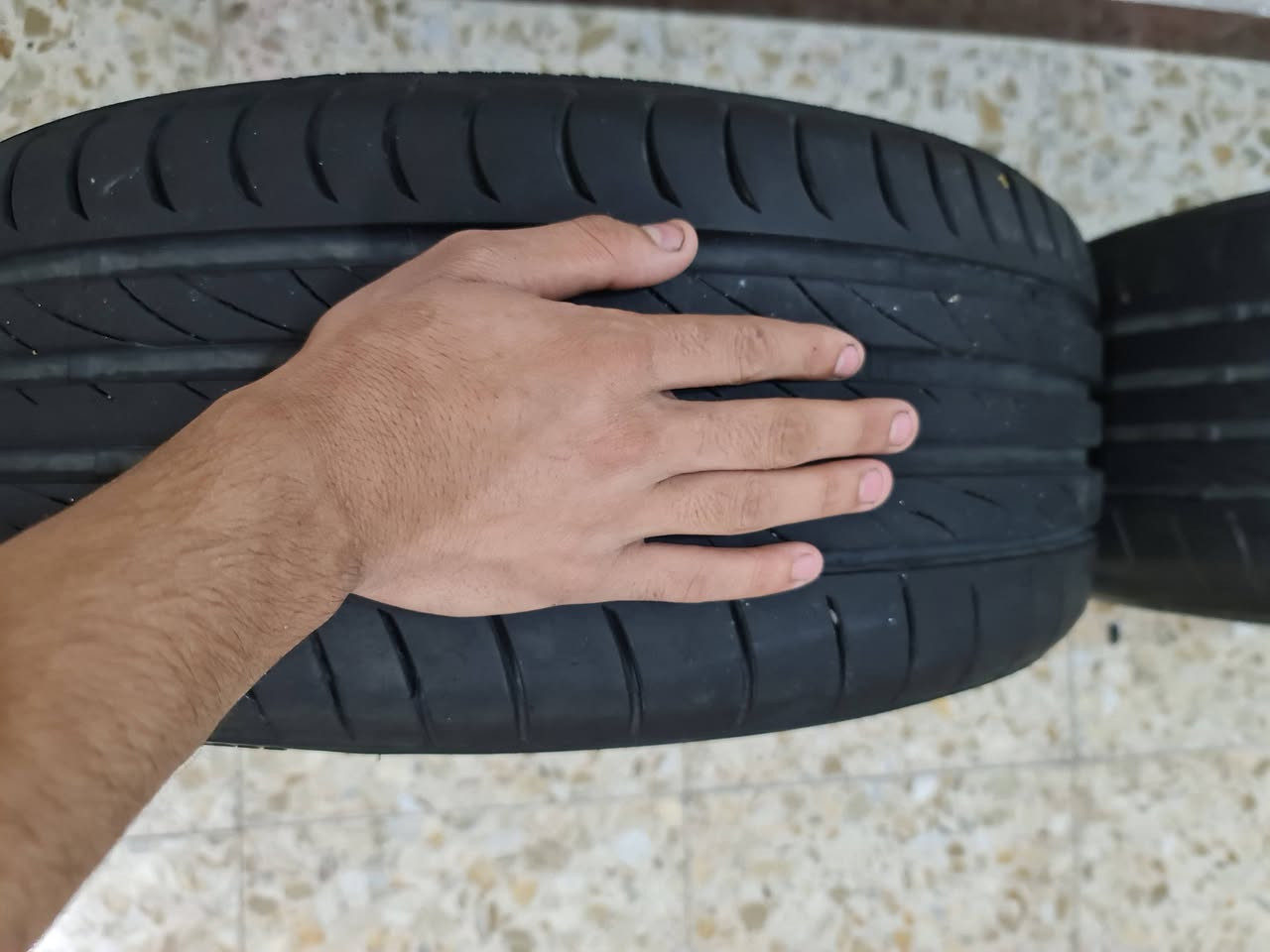 ويل كب 4 ستد مال زعره حجم 17 مكفول تصليح ما بي تخم تاير سعر خاص او اتصال *********** مكاني بغداد صليخ او اعضميه
