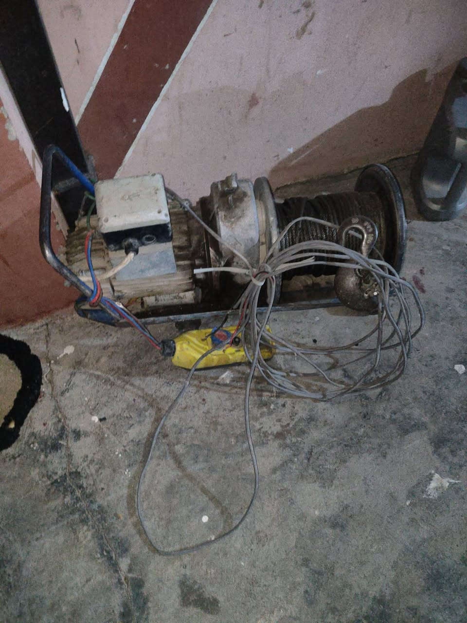 وينج للبيع اتصال على هذا الرقم ***********
