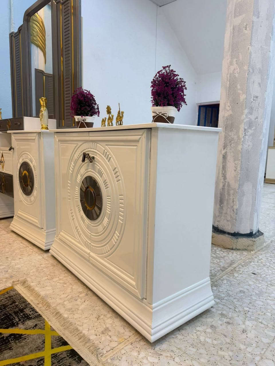 موديل 🪄🪄 أسوار بغداد 🪄🪄
💵السعر 2.750 مليونين وسبعميه وخمسين ألف دينار عراقي فقط
الموديل من 9 قطع
الكنتور الوجه Mdf 12 ملم 
الداخل صاج طبيعي 4ملم 
الضهر جرجوبه براغي 
القاعده مع السقف بلوك صاج طبيعي
السرير 6 ارجل بلوك بلايود 
العرض 160 الطول 200
شازلون مخزن اضافي 
شامل أجور النقل 🚛والشد 🧰 مجانآ لجميع محافظات العراق 

العنوان /بغداد / بغداد الجديده خلف جامع السامرائي 
للحجز او الاستفسار 
***********
