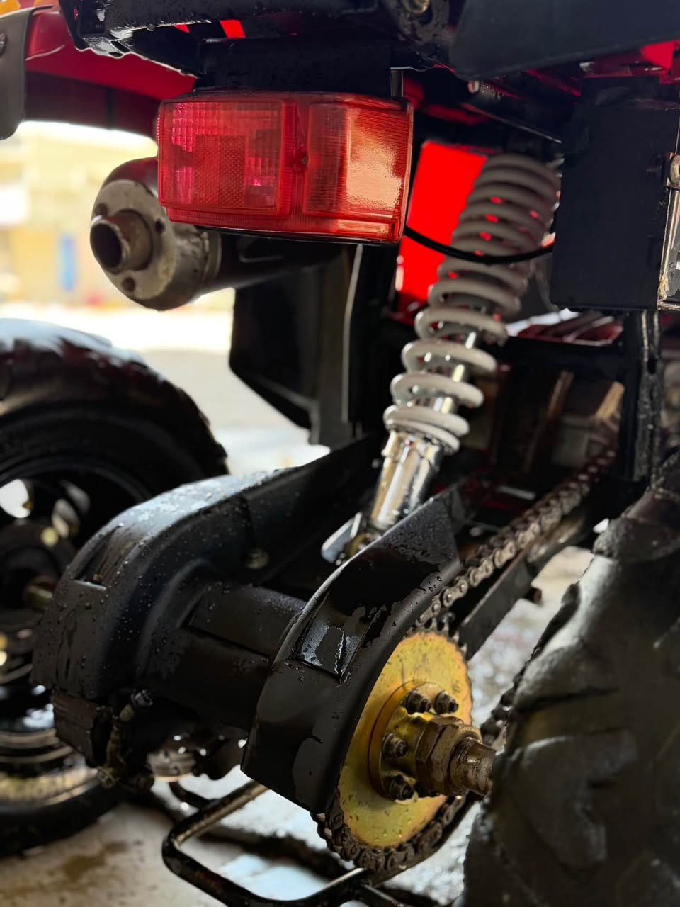 ماتور چوارتایە ئۆتۆماتیک مەکینە 180cc
نرخی 13$ وەرەقە و مجال
ویل ئەلەمنیۆم
سنوق و بلاجکتۆری بۆ بەسراوە
یەک دینار مەسرەفی تیا نییە
قەباغ و پلاستیکی لۆکە شکاوی تیا نییە
گێڕ و مەکینە بەشەرت
حەجمی گەورەیە بۆ دوو نەفەر ئەبێت
ناونیشان سلێمان کانی با
ژمارە تەلەفۆن *********** السليمانية, العراق
