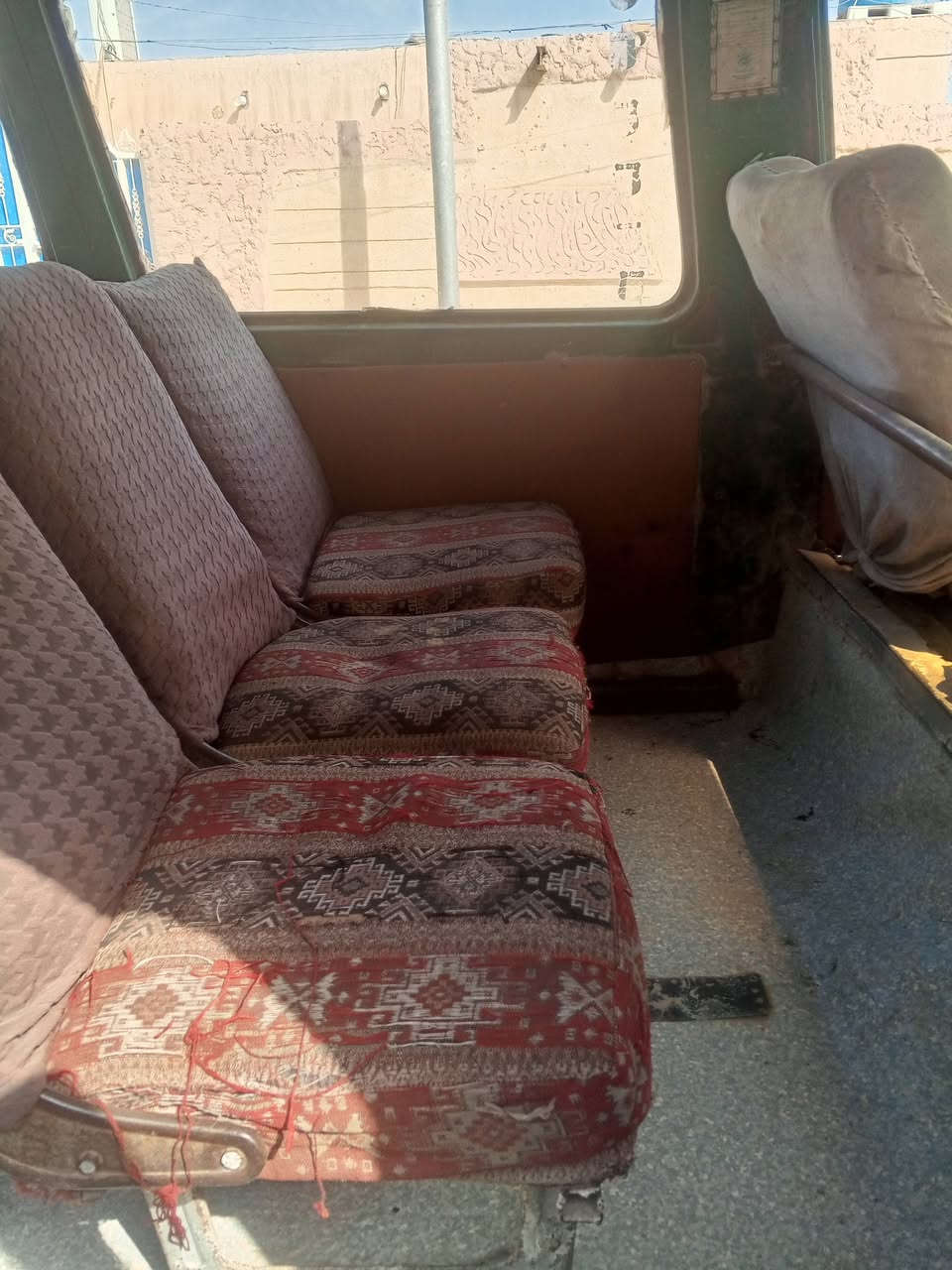 السلام عليكم رف البيع جاهزه مكينه وكير كهربائيات عامه  شغاله السعر 3750وبيه مجال مكان ناصريه‏‪***********‬‏
