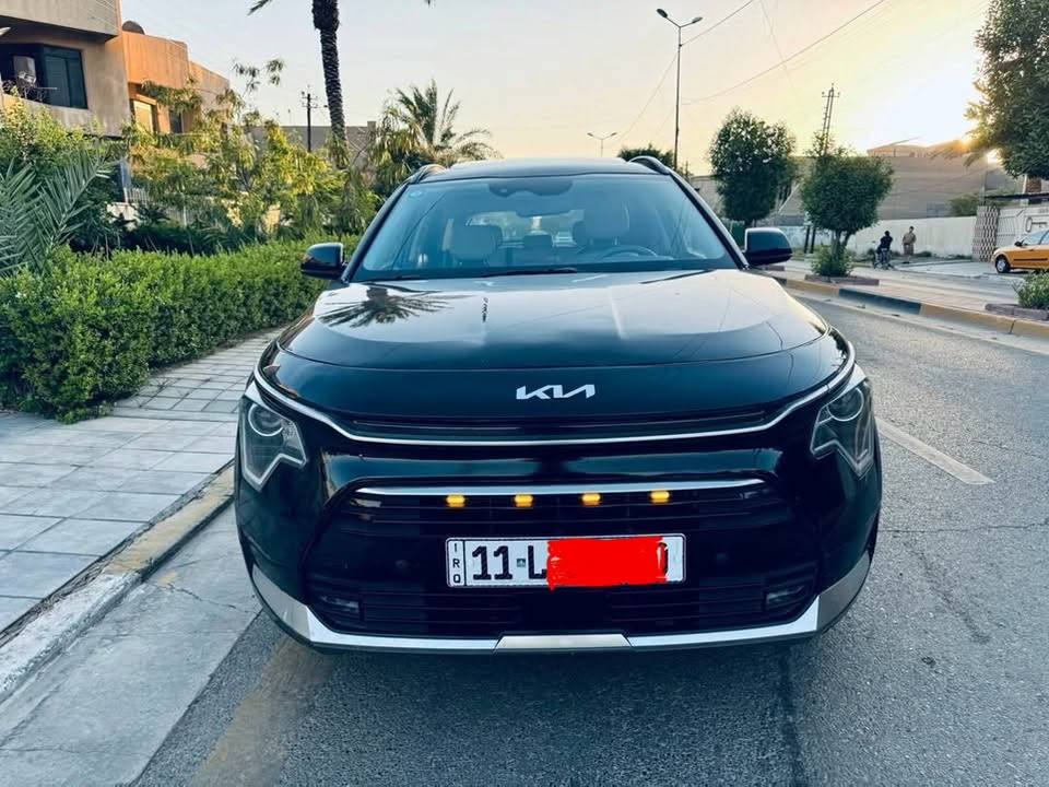 ‏كيا نيرو هايبرد موديل 2023
‏اذا تريد سيارة SUV كورية عائلية تجمع بين الفخامة و الأقتصاد ( تفول مرة بالشهر ) وارد امريكي 
‏
‏
‏السياره خير من الله نظافه وبيها مواصفات بعد احلا
‏
‏ماشيه50 
‏
‏ المواصفات 
‏
‏بصمه
‏
‏اشاير بالمري 
‏
‏كشنات جلد و مخمل 
‏
‏ترحيب دخول 
‏
‏.نظام ايكو وسبورت قياده
‏
‏• بطارية ليثيوم
‏
‏• شاشة كبيرة
‏
‏• كاميرا خلفية
‏
‏• حساسات خلفية 
‏
‏• كراسي تدفئة
‏
‏ .اتو هولد
‏
‏رادار امامي
‏
‏• مانع تصادم
‏
‏• محدد مسار
‏
‏• تصحيح مسار
‏
‏• مثبت سرعة
‏
‏• مانع انزلاق
‏
‏• بصمة تشغيل
‏
‏• بصمة أبواب
‏
‏كشنات جلد
‏
‏• مري رادار
‏
‏• نقطة عمياء
‏
‏• شاحن وايرلس 
‏
‏شاحنة بالكشانات 
‏
‏• شاشة اعطال
‏
‏• عداد ديجيتال
‏
‏
‏
‏• اضوية خلفية LED
‏
‏• كشافات زنون LED
‏
‏• حساسات إضاءة
‏
‏• إنارة تلقائية Auto
‏
‏• نظام صوتي مميز Harmon kardon
‏
‏• أوامر صوتية
‏
‏• حساسات اصطدام
‏
‏• حساسات مطر
‏
‏• حساسات دخول الإنفاق
‏
‏• حساسات ضغط هواء الإطارات
‏
‏• GPS
‏
‏شفتات بلستيرن
‏
‏تبريد قطعتين
‏
‏قياده ذاتيه عل الطريق 
‏
‏تشغيل عن بعد 
‏
‏• بلوتوث
‏
‏فتحه سقف 
‏
‏تبريد قطعتين
‏
‏• مدخل USB + AUX
‏
‏وبيها بعد مواصفات خير من الله 
‏
‏سعر السياره130
‏
‏الاستفسار على  الرقم***********

نص مكتوب في الصور:
- 4 / 10 1:1 X 2 pin photos bid.cars
- 3 / 10
- 1:1
- bid.cars
- 1 / 10