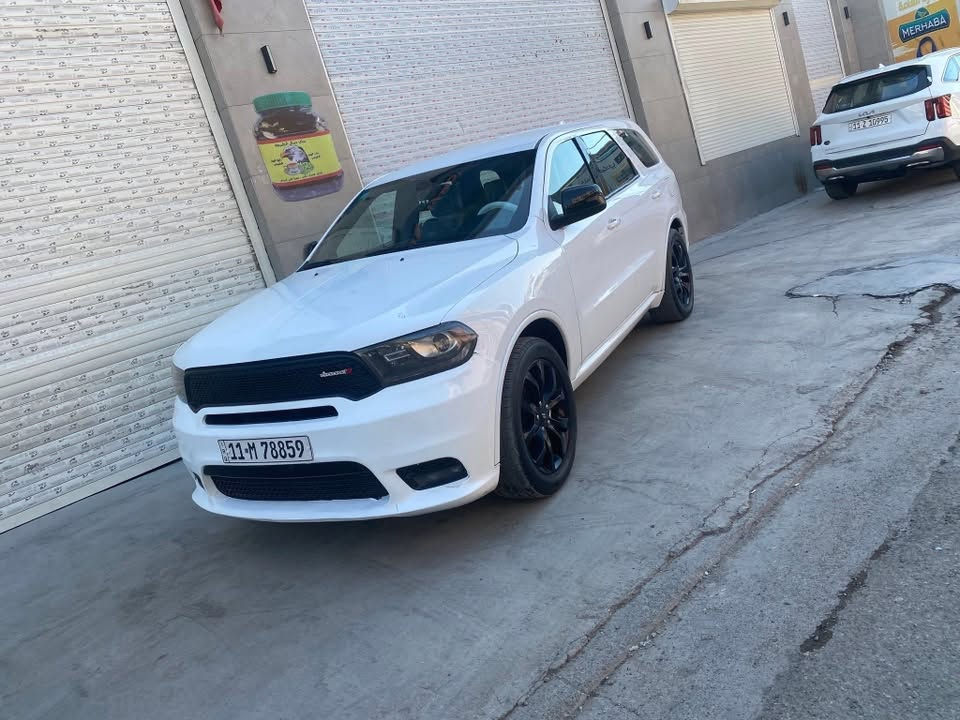 صف:
للبیع دوج دورانجو 2019 SXT وارد امريكي 
اللون: ابيض صافي 
المحرك: V6 3.6L اقتصادية جدا
7 راكب - الكشن الوسط متصل
الممشى: 149 الف كم
رقم بغداد الدولي باسمي تحويل مباشر
السيارة محورة غاز منظومة زاڤولي الإيطالي وبورشة حكومية والكرت الأصفر باسمي حديثة تصرف كلش قليل
ادامة كاملة - دهن - فلاتر - حدادية - تاير جديد
كشافات - تحكم ستيرن - شاشة وسط - كاميرا خلفية
الحادث: جاملغ جهة السايق مصلح نفسه بدون تبديل وبدون شاصي وبدون ايرباك، وباب السايق رش تجميلي قليل
السيارة نظيفة جدا ومكفولة محرك وكير وتدفئة وتبريد ثلج
مكان السيارة بغداد
وهذا رقمي متوفر واتس اب ***********
