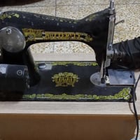 مكينة خياطة • تجارية • تحتاج تصليح