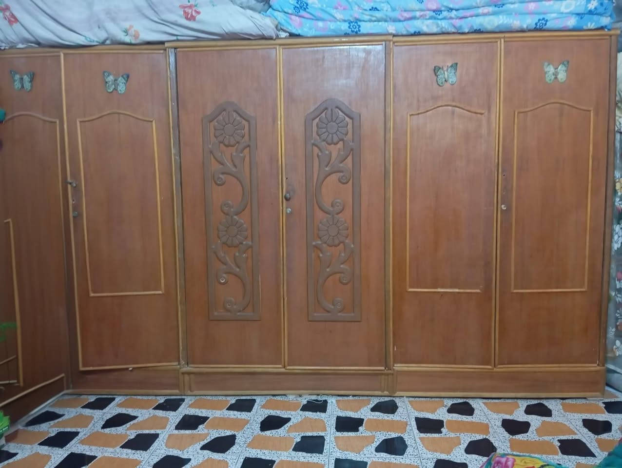 للبيع غرفه اخشاب كنتور وجربايه وميز مرايا وزاويه كربلاء (***********)
