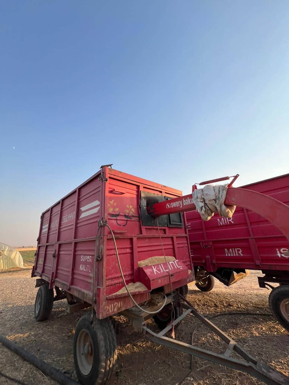 مەکینەی کا بۆ فرۆشتن مارکەی سوێری باکورە مۆدێلی ٢٠٢٣ یە تەنها ٣ ساڵ ئیشی کردوە تەقین و لەحیمی نیە دوو عەرەبانەی لەگەڵە دانەێکیان مۆدێلی ٢٠٢٣ و دانەێکیش ٢٠٢٠ بێ عەیبن و خاوێنن ژمارە موبایل *********** يان ***********
مكينه تبن للبيع ماركة سويري باكور موديل ٢٠٢٣ متغله فقط ٣ سنه مابيها فطر و لحيم و عربانه واحد موديل ٢٠٢٣ و واحد ٢٠٢٠ نضيف جدا و مابي عيب رقم موبايل *********** لو *********** أربيل, العراق
