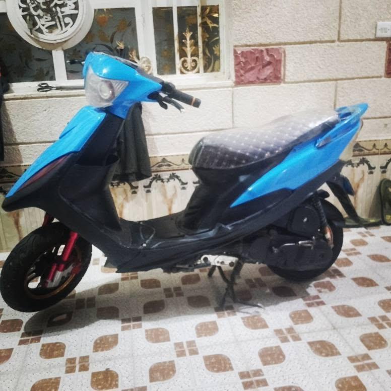 السلام عليكم دراجه ماكس للبيع دراجه حلوه ونضيفه اي نقص ما بيه 
دبل رياضي ويل رياضي 
اي استفسار اتصل ***********
