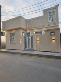 بيت ركن • ١٠٠م • بناء حديث