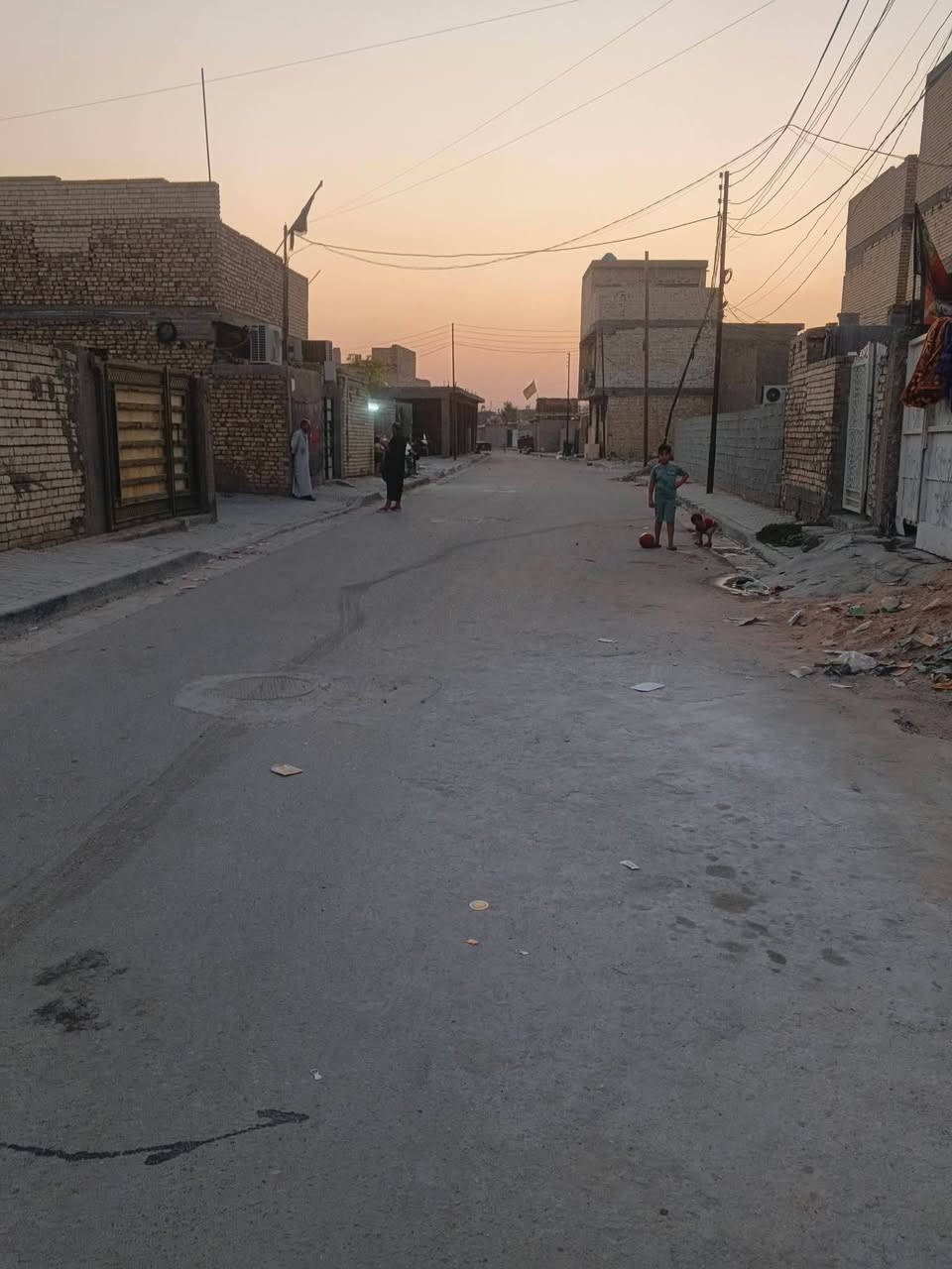 السلام عليكم مرخصةمديرالاكروب المحترم قطعه زراعي للبيع مساحتهه 132متر الوجه 6وربع والنزال 22 خدمات كامله مجاري وتبليط مقرنص كهرباء انترنيت ضوئي مولده ذهبي المكان حي السلام الكماليه شارع مستشفى الفضيليه سعرهه 33 وبيهه مجال للاستفسار ***********
@إشارة
