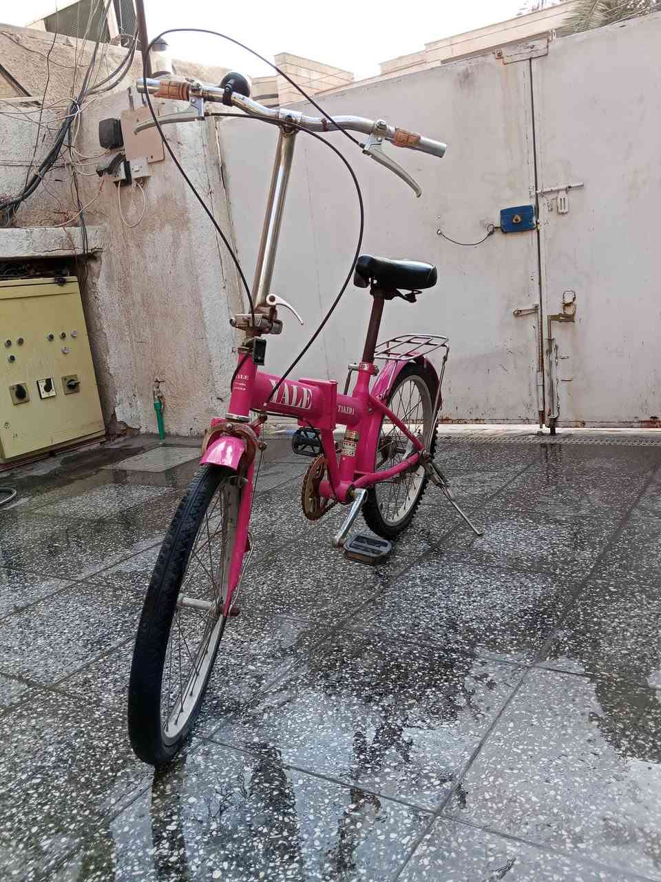 قطع للبيع كل واحد وسعره سكرن وطب خاص ودلل مكان بغداد الصليخ
الرقم ***********
