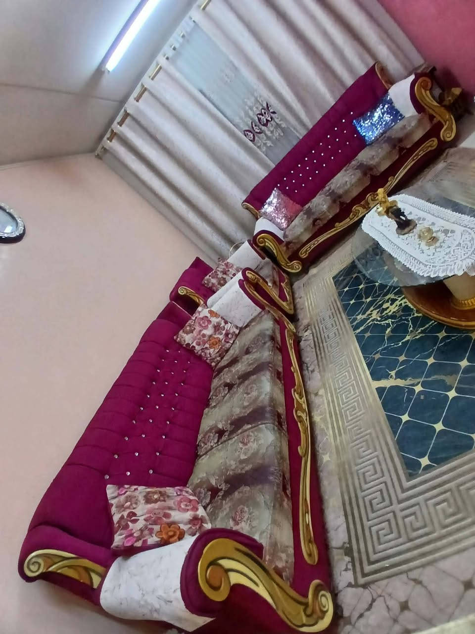 غرفه نوم • صاج • نظيفه
