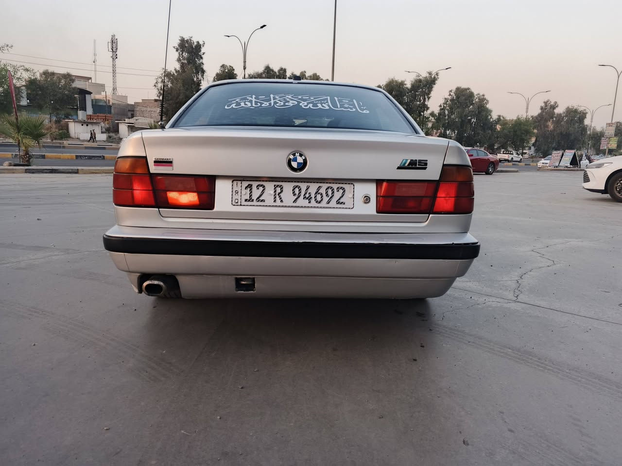 520 كبس كير عادي السيارة جديد جاهزه
موديل 1991 أحلا من الصور تبريد شغال كير ومحرك شرط داخل جلد 
***********
***********
%#السعر55 وبيها مجال موصل حي عدن
