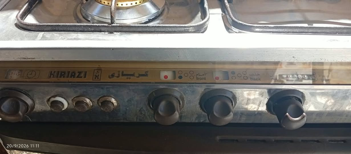 طباخ كريازي باب اول خمس مشاعل.نظيف جداا السعر ٢٥٠ مكاني البياع.رقم هاتف ***********

نص مكتوب في الصور:
- 20/9/2026 10:21
- 20/9/2026 10:08
- 20/9/2026 10:12
- 20/9/2026 11:11